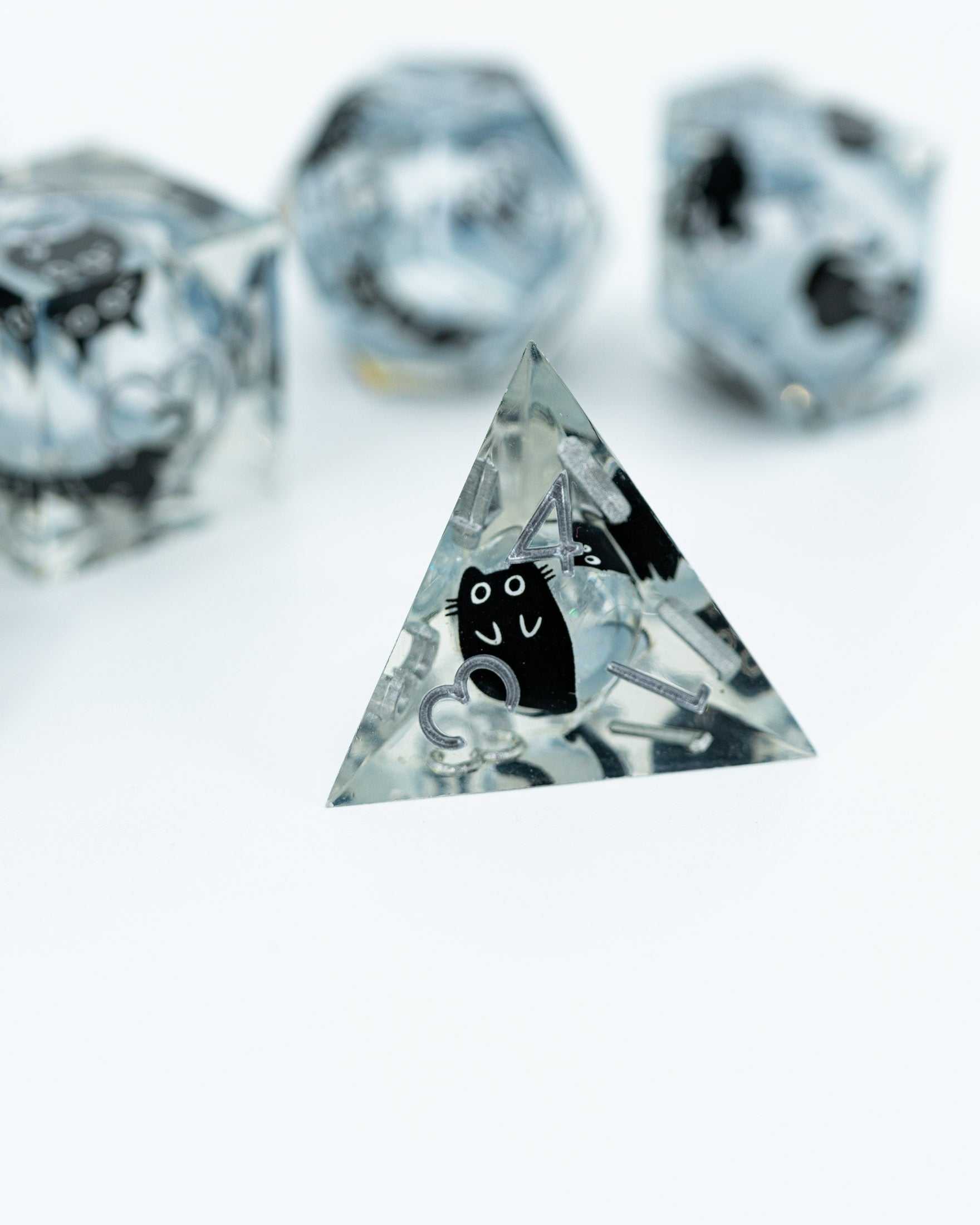 Witch's Whiskers | 7 Piece Liquid Core Dice Set