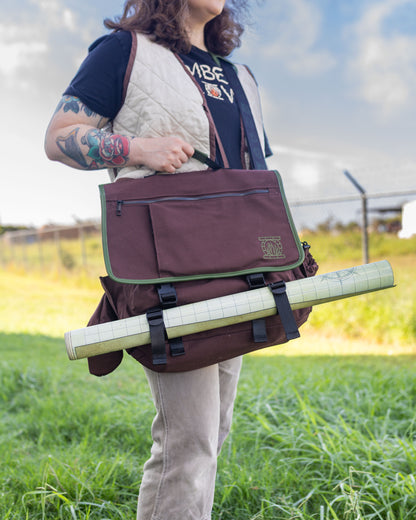 Bag of Holding Messenger Bag