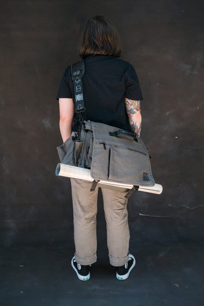 Bag of Holding Messenger Bag