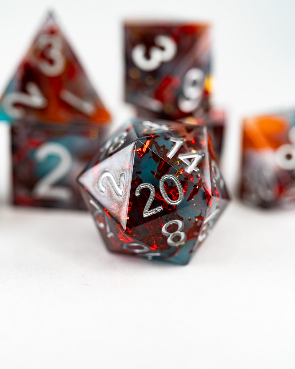 Illien's Song | 7 Piece Sharp Edge Resin Dice Set - Emberglow Gaming