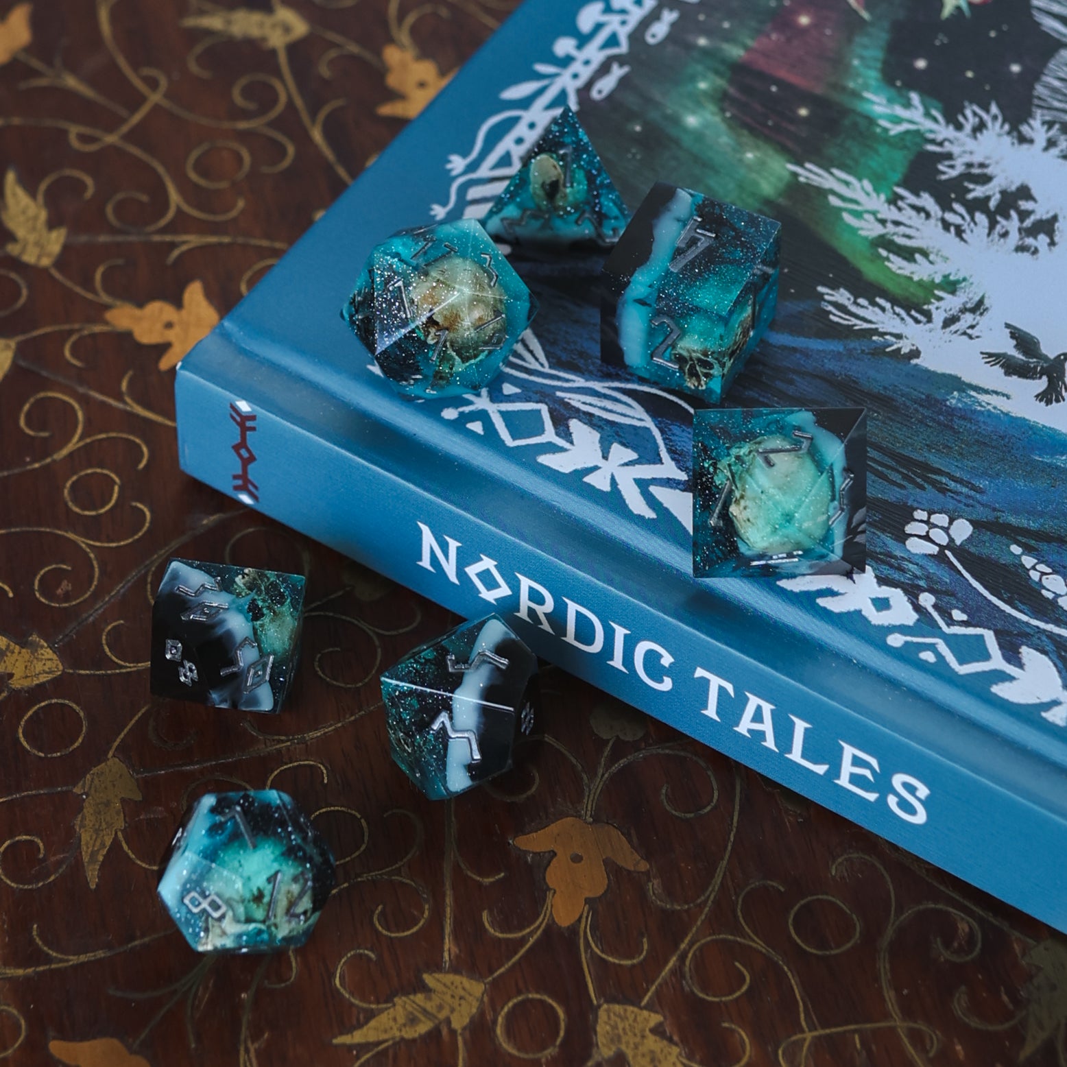 Tank Tolman | Wyrd of the World Tree | 7 Piece Sharp Edge Dice Set