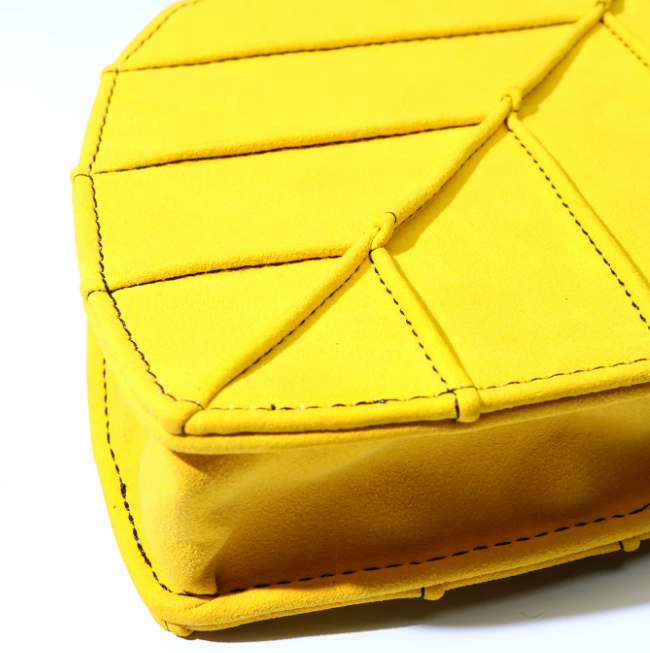 Feybound Leaf Pouch